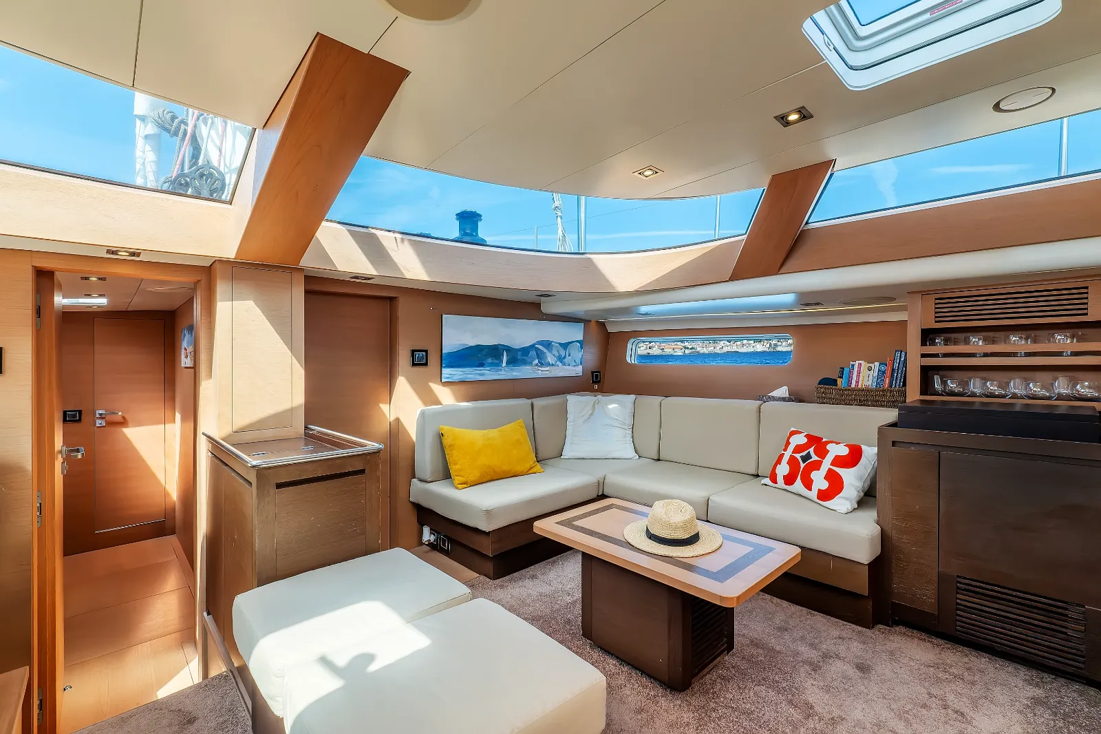 HANNO interior